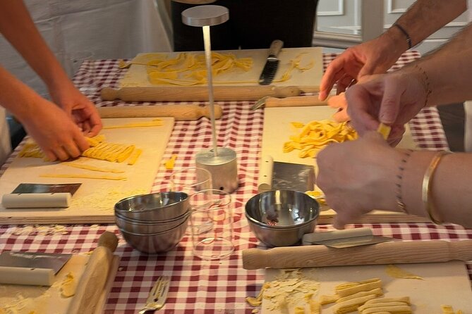 Pasta Cooking Class and Tiramisu in Rome - Practical tips so the experience goes smoothly
