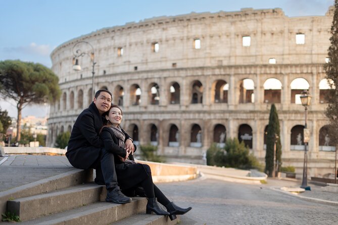 Personalized Photoshoot Outside the Colosseum - Meeting at Caffè Roma and How the Session Flows
