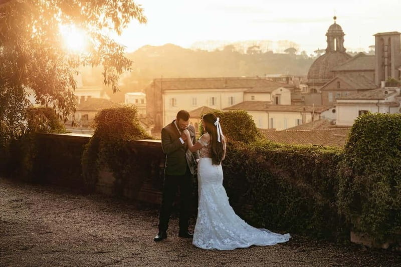 Photoshoot in Rome for couples - Roman Trio vs Prestige Multi-Session: picking your pace