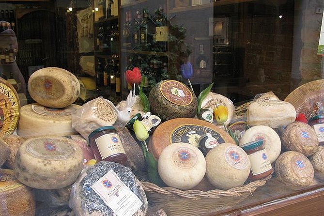 Pienza and Montepulciano by Tuscan Hills from Rome Private Tour - Montepulciano: Piazza Grande, frescoes, and Vino Nobile time