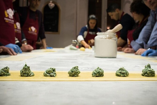 Pizza and Gelato Making Class in the Heart of Rome - Getting there: Corso del Rinascimento 65 and the best time to arrive