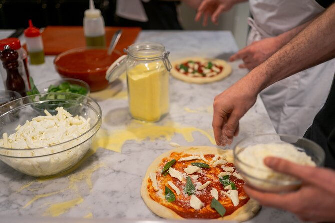 Pizza, Gelato & Fun – a Tasty Cooking Class in Rome City Center - Starting at Palazzo Colonna: where the class turns on