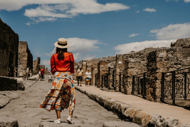 Pompeii Guided Tour with Train Included from Rome - Pompeii With an Authorized English Guide: What Two Hours Can Do
