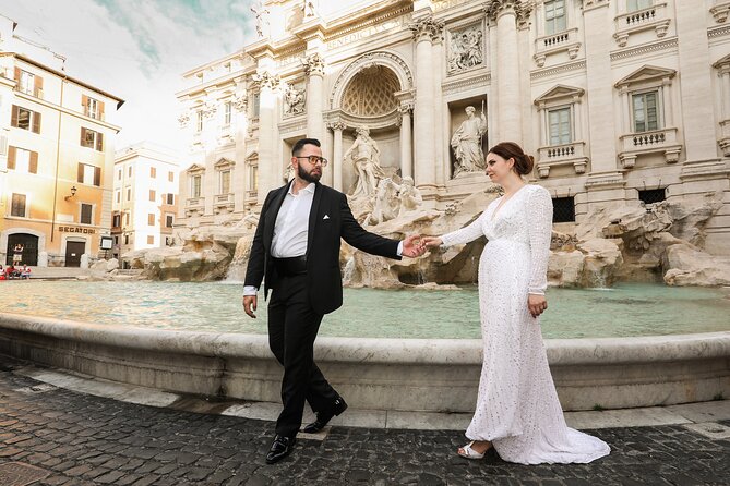 Private 1.5Hrs Photoshoot in Rome - How the Trevi Fountain stop helps your photos look more like Rome