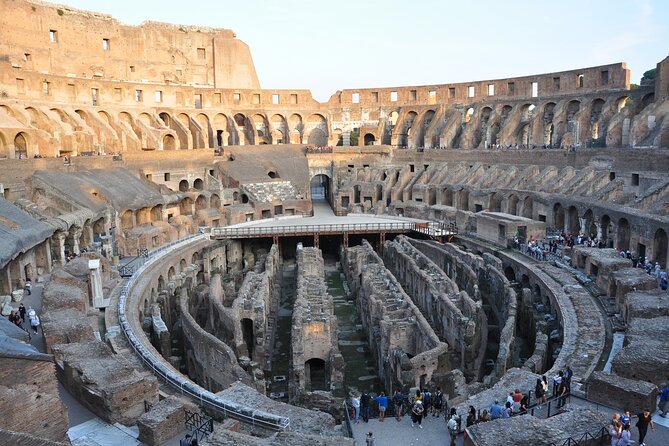 Private Colosseum Roman, Forum and Palatine Hill Tour - The Upper Levels: Piazza del Colosseum Views and a Real Photo Moment