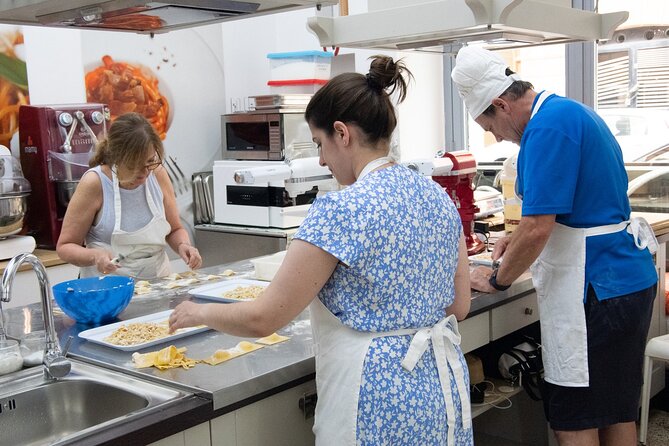 Private Cooking Classes in Rome! - Fettuccine Cacio e Pepe: Simple Ingredients, Precise Method