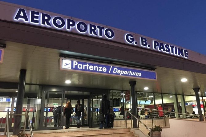 Private Departure Transfer: Hotel to Rome Ciampino Airport - The Car Setup: Space for 1–8 People and Real Luggage Handling
