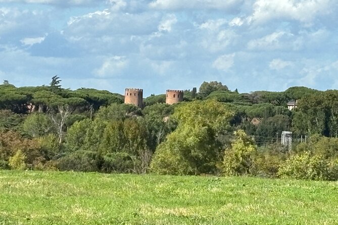 Private E-bike tour of Appian way, Aqueduct & catacombs with food - Via Appia Antica riding: the oldest road turns into a journey