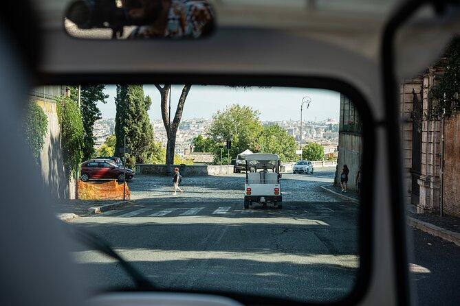 Private Electric Tuktuk Tour of Rome with Prosecco and Pickup - Spanish Steps to Terrazza del Pincio: Baroque Stairs and the First Big View