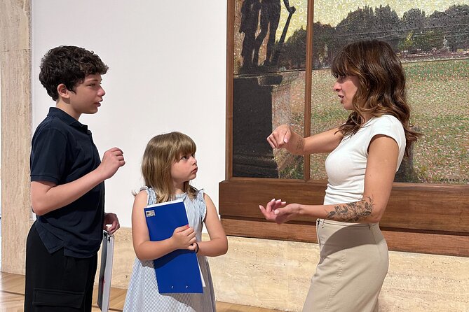 Private Family-Friendly Guided Tour & Art Workshop - Rome - The guided museum portion: art history, made kid-sized