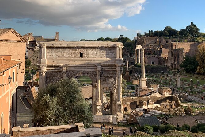 Private Full Day Rome Tour - Licensed Tour Guide, Executive Car - Circo Massimo: a chariot-racing stadium with real social power