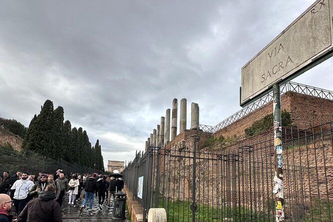Private Full Guided Tour of Colosseum Roman Forum & Palatine Hill - Price and value: is $94.92 a good deal?
