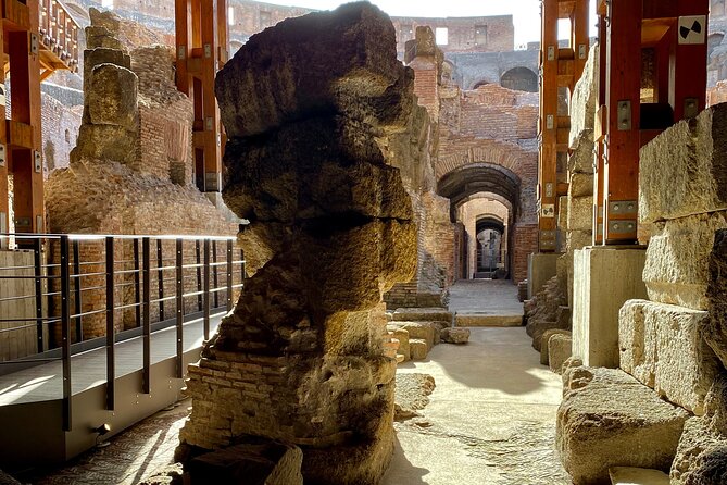 Private Guided Tour of Colosseum Underground OR Arena and Forum - Palatine Hill viewpoints: Romulus and Remus plus emperor territory