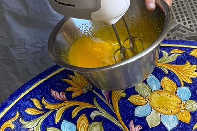 Private Pasta & Tiramisu Cooking Class with Unlimited Wine - Unlimited Italian wine: the fun factor, with real pacing tips