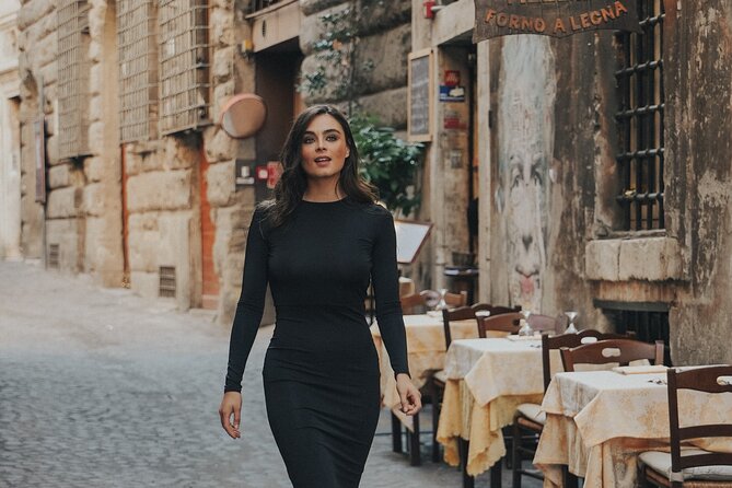 Private Photo Shoot in Sunny Rome - Stop 1: Meeting at Via del Colosseo for Colosseum photo time