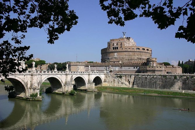 Private Sightseeing Tour of Rome and Vatican Museums with Your Driver - Spanish Steps and Trevi Fountain: classic Rome, tight time