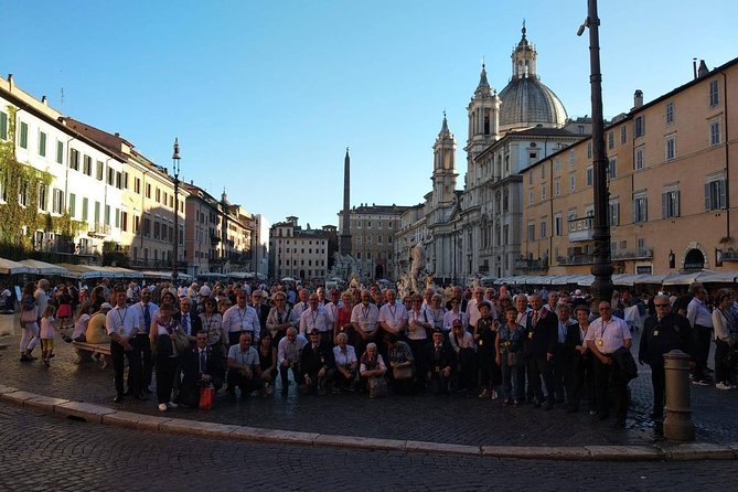 Private Tour - City Center - Trevi Fountain: the coin toss ritual with better context