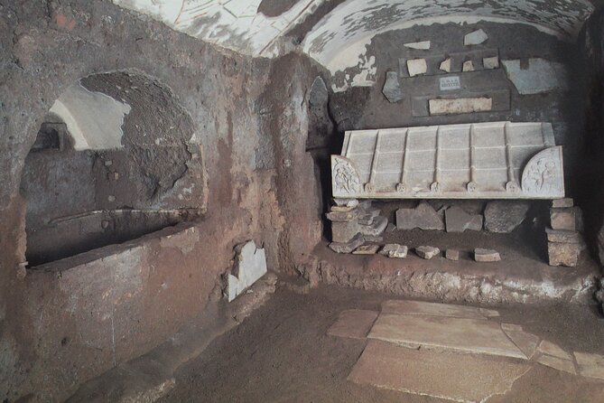 Private Tour of Catacombs and Ancient Appian Way (hotel pick up) - Chiesa del Domine Quo Vadis: the legend you can stand inside