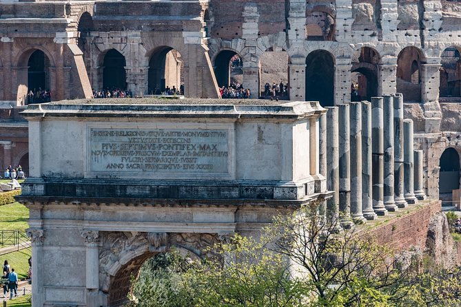 Private Tour of the Colosseum with Roman Forum & Palatine Hill - Roman Forum Power Stops: Saturn, Maxentius, and Septimius Severus