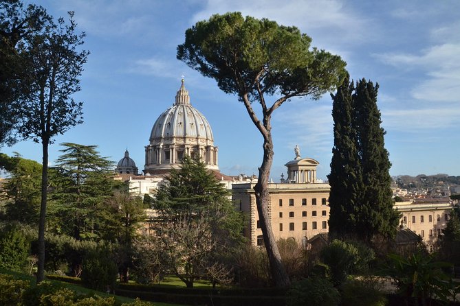Private Tour of Vatican with St. Peter's, Papal Tombs and Dome - Meeting point and day flow: starting at Via Santamaura and ending at St. Peter’s Square