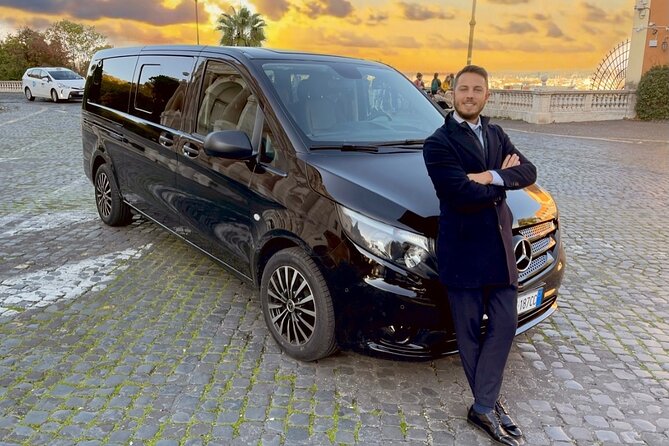 Private Transfer from Rome Fiumicino to the Hotel or Vice Versa - Picking Up at Fiumicino or Ciampino: The Welcome Sign Advantage