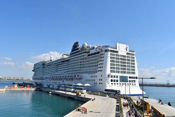 Private Transfer Rome-Civitavecchia Port or Civitavecchia-Rome - Mercedes comfort and port access: what you’re actually buying