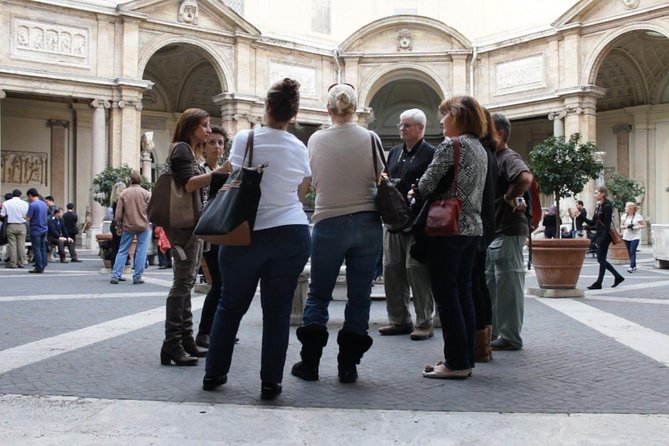 Private Vatican Highlights Tour - Skip The Line - Private guide impact: why Filippo and Kylie style matters