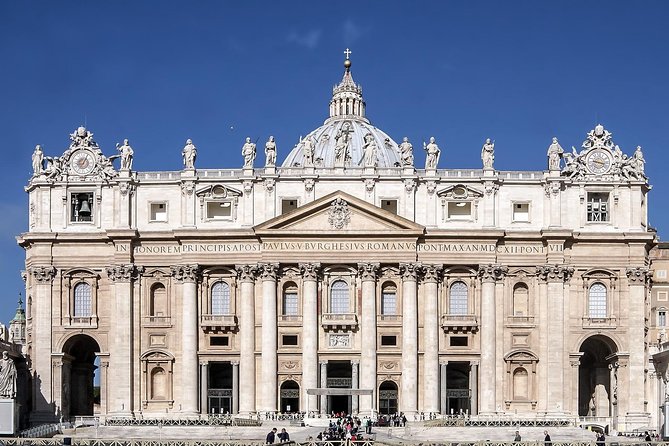 Private Vatican Museums, Sistine Chapel and St Peter's Basilica Tour - Why a Private Vatican Route Beats the Main Entrance Chaos