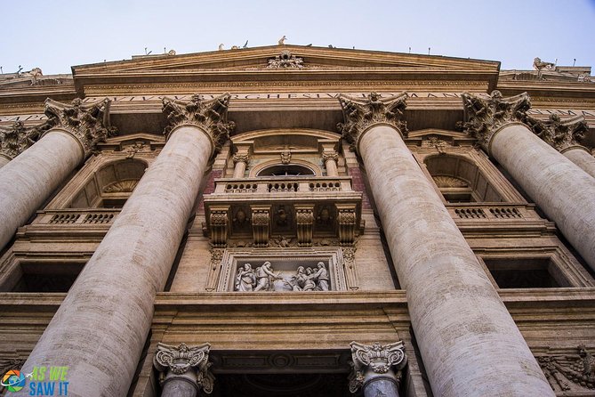 Private Vatican Museums & Sistine Chapel Skip-the-Line - Skip-the-line priority, but security is still the boss