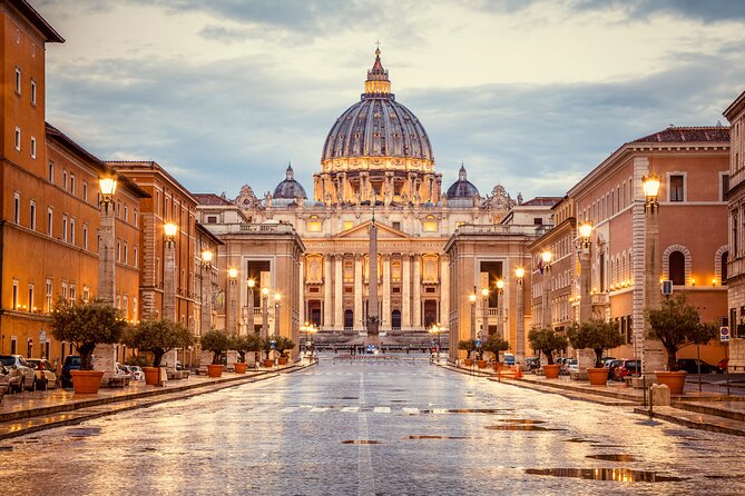 Private Vatican Museums Tour with Sistine Chapel & St. Peter's Basilica - Vatican Museums: Maps, Raphael’s Rooms, and the art you’ll actually remember