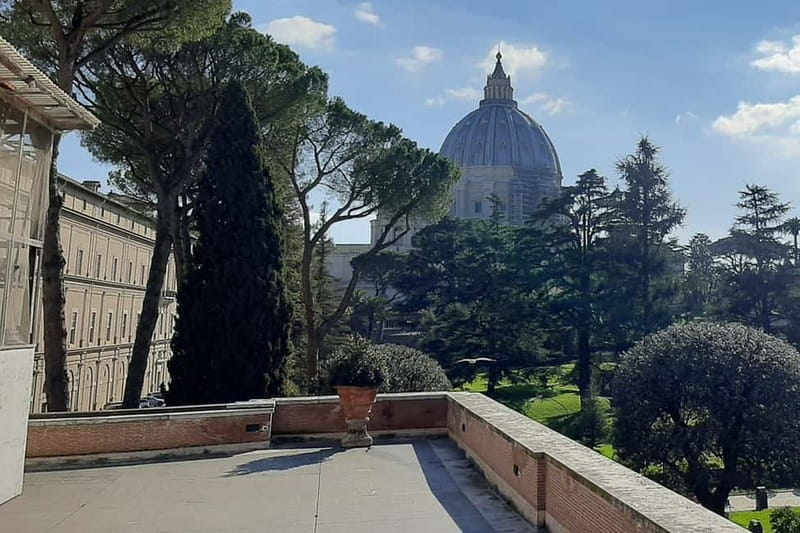 Private Vatican Tour with the option to visit St. Peter's - Sistine Chapel: what you should listen for, not just look at