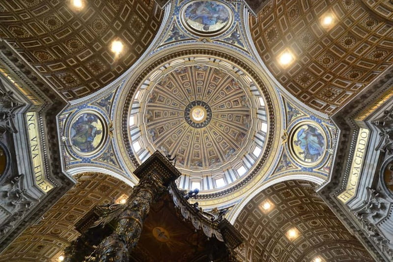Private Vatican Tour with the option to visit St. Peter's - Dress code and rules that can make or break your entry