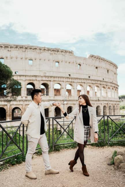 Professional Rome Photoshoot Experience - Photo delivery that actually matches your timeline