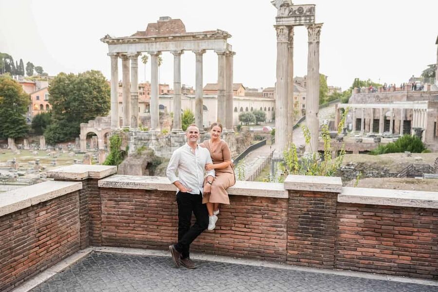 Professional Rome Photoshoot Experience - What the photographers add: more than a camera
