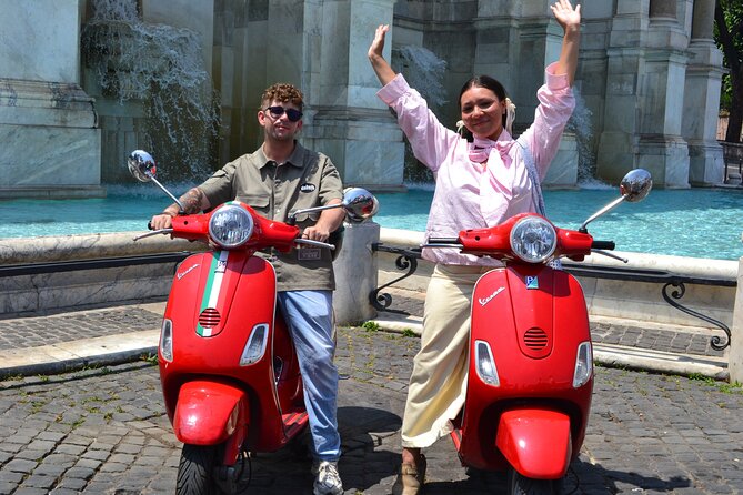 Roma Vespa Tour & Traditional Roman Food and Extras - Terrazza del Gianicolo: the view plus Aperol spritz breaks the pace