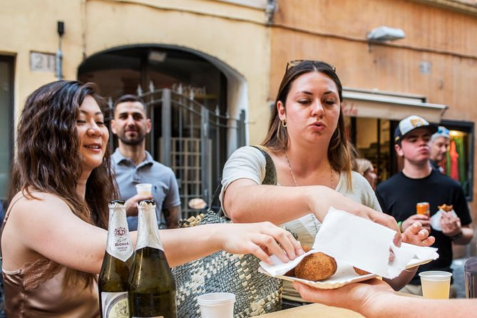 Roman Food Experience Semi - Private Tour - Campo de’ Fiori comfort food: supplì and pizza with craft beer