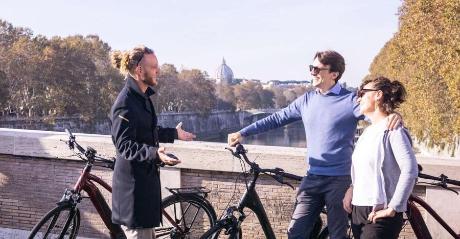 Rome: 3.5-Hour Small Group E-Bike Tour - Your 3-hour route: Pantheon to Trevi Fountain