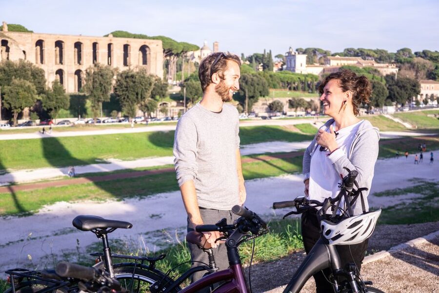 Rome: 3.5-Hour Small Group E-Bike Tour - Photo stops that don’t feel rushed