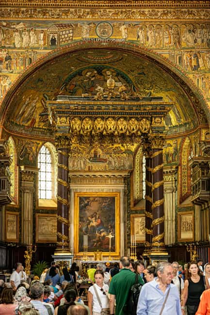 Rome: 3 Holy Doors Pilgrim Guided Tour - St. John Lateran: where the Pope’s throne makes the meaning concrete