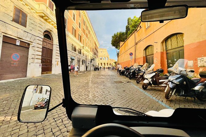 Rome: 3 Hours Private/Group Tour Golf cart with Gelato - Trevi Fountain: iconic, yes, but timed to work
