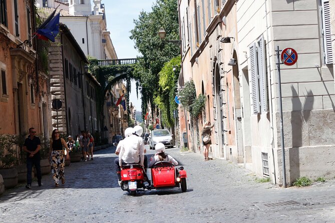 Rome 3 hours Vespa Sidecar Private Tour with Gelato - Quirinale Palace Area: Rome’s Power Center from the Outside