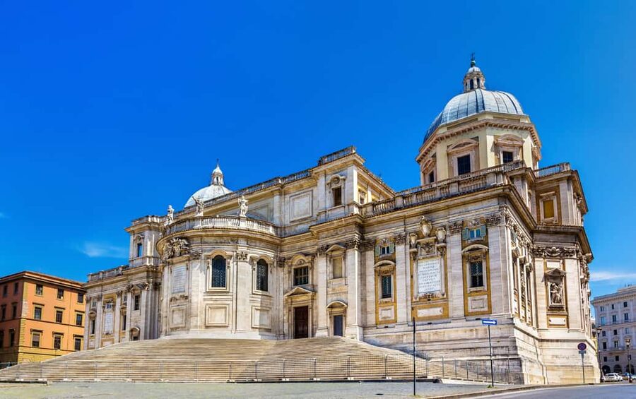 Rome: 3 Papal Basilicas Guided Tour with Minivan Transfers - St. John Lateran: The Pope’s Official Seat and a Grand Sense of Place