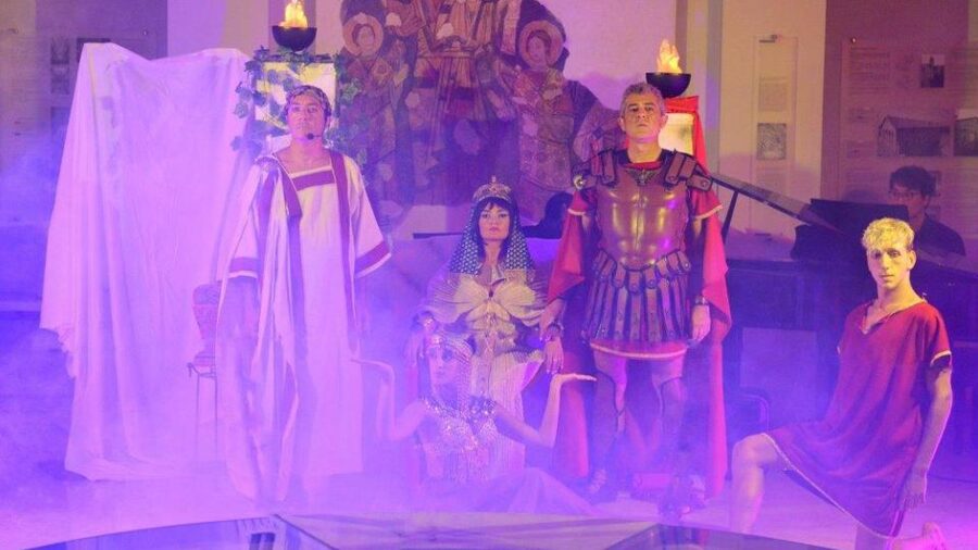 Rome: A Night At The Opera Experience - Where to meet: Touristation at Piazza Navona, 25