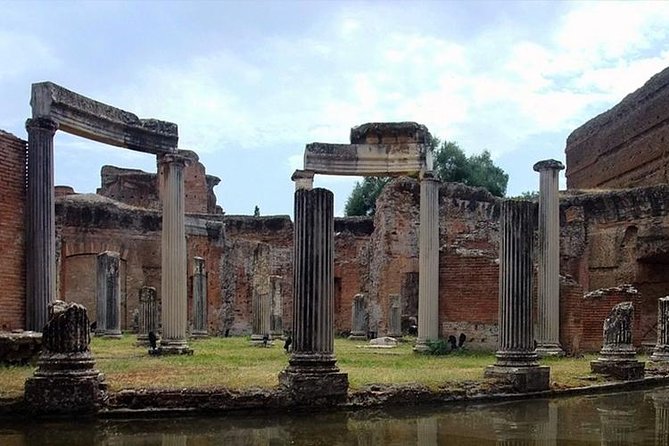 "Rome: A Timeless Journey Through Classical Splendor" - Key points at a glance
