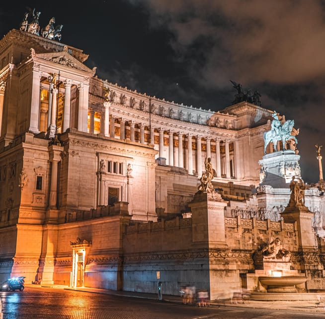 Rome: Ancient Rome Night Tour - Starting at the Vittoriano (Altare della Patria): your bearings, fast