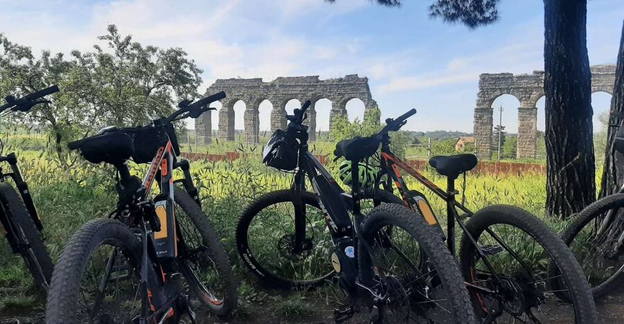 Rome: Appian Way Aqueducts Bike Tour (UPG Catacombs & Lunch) - Villa dei Quintili, Cecilia Metella, Maxentius: the big names, paced for photos