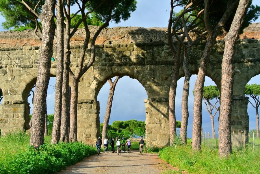 Rome: Appian Way, Catacombs & Roman Aqueducts Top EBike Tour - Catacombs Only in the 6-Hour Tour: What You’re Actually Signing Up For