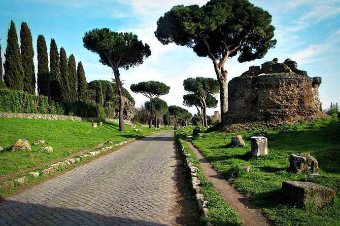Rome: Appian Way E-bike Tour, Catacombs, Aqueducts & Transfer - Appia Antica on Two Wheels: Why the Old Road Feels Different