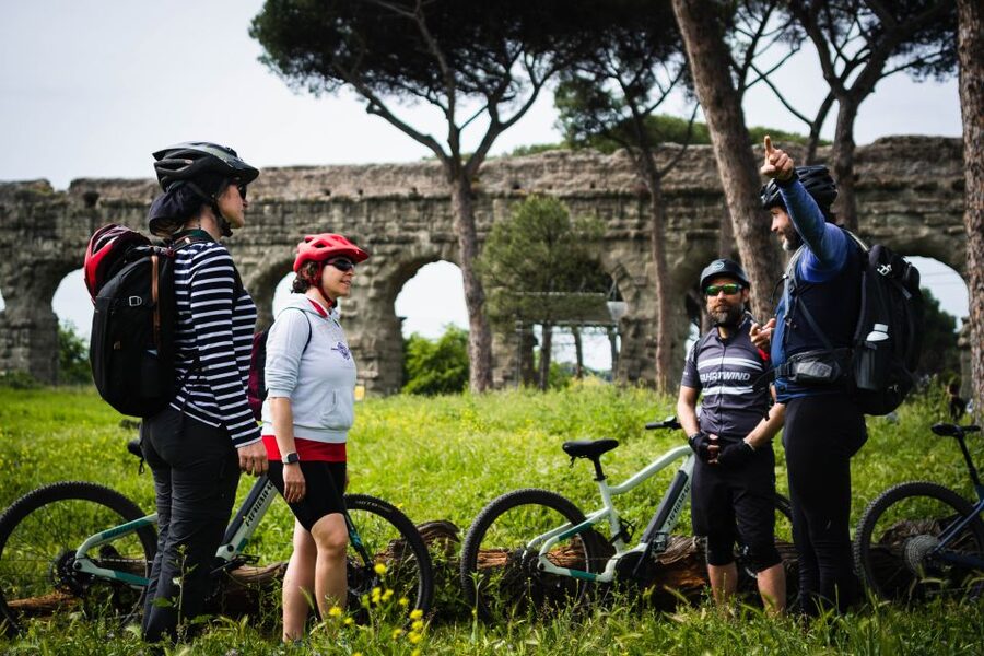 Rome: Appian Way Guided Tour on E-Bike with italian Aperitif - Torre Fiscale Park and Caffarella Park: two different park moods in one ride
