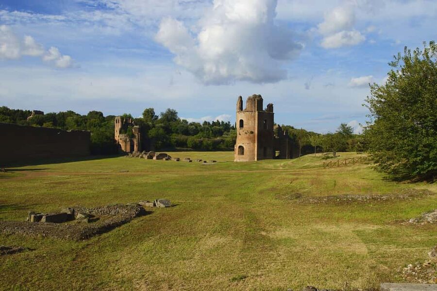 Rome: Appian Way & Roman Aqueducts Guided E-Bike Tour - Who this tour is best for (and who should skip it)